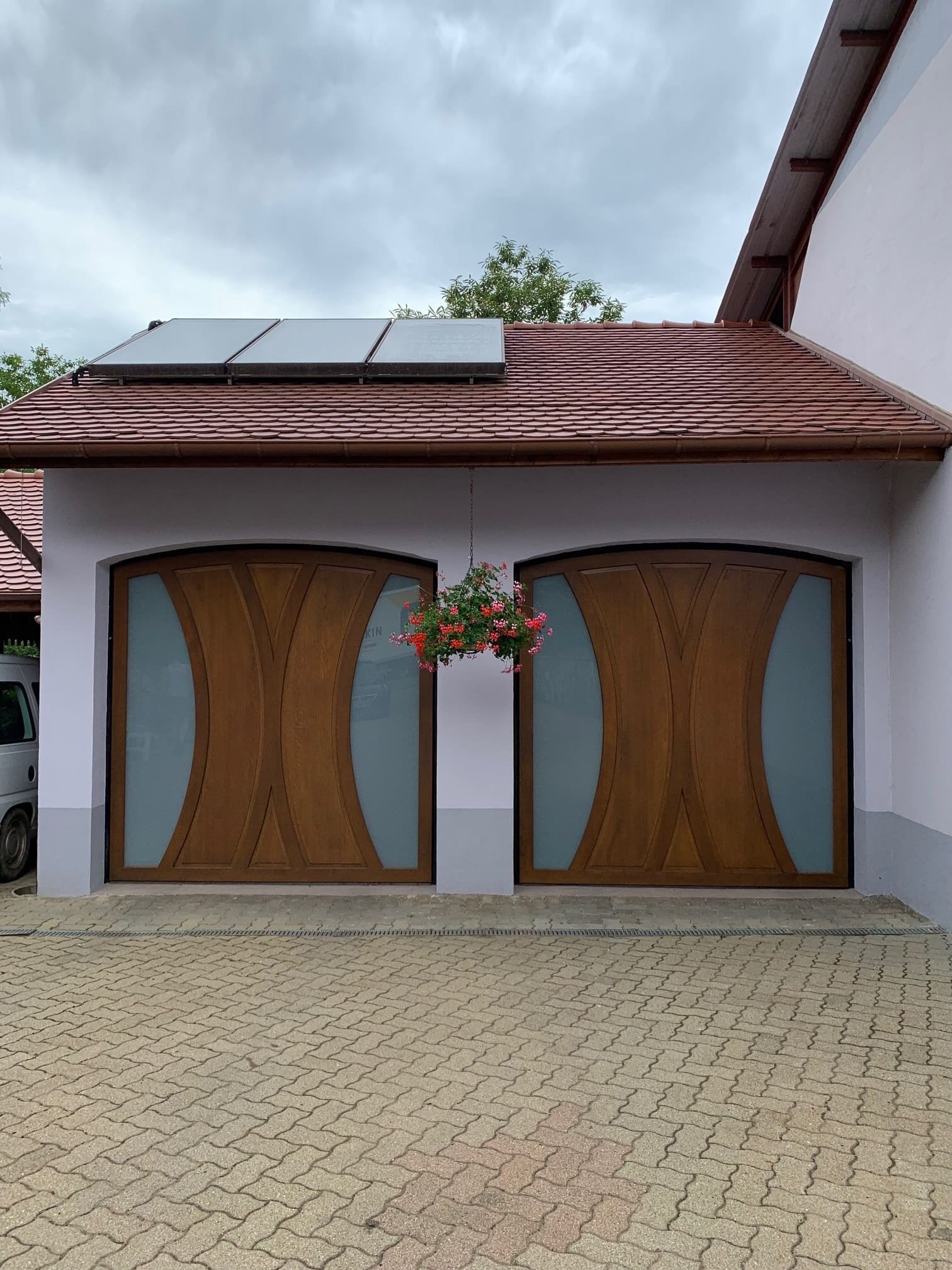 Porte de garage en bois sur mesure